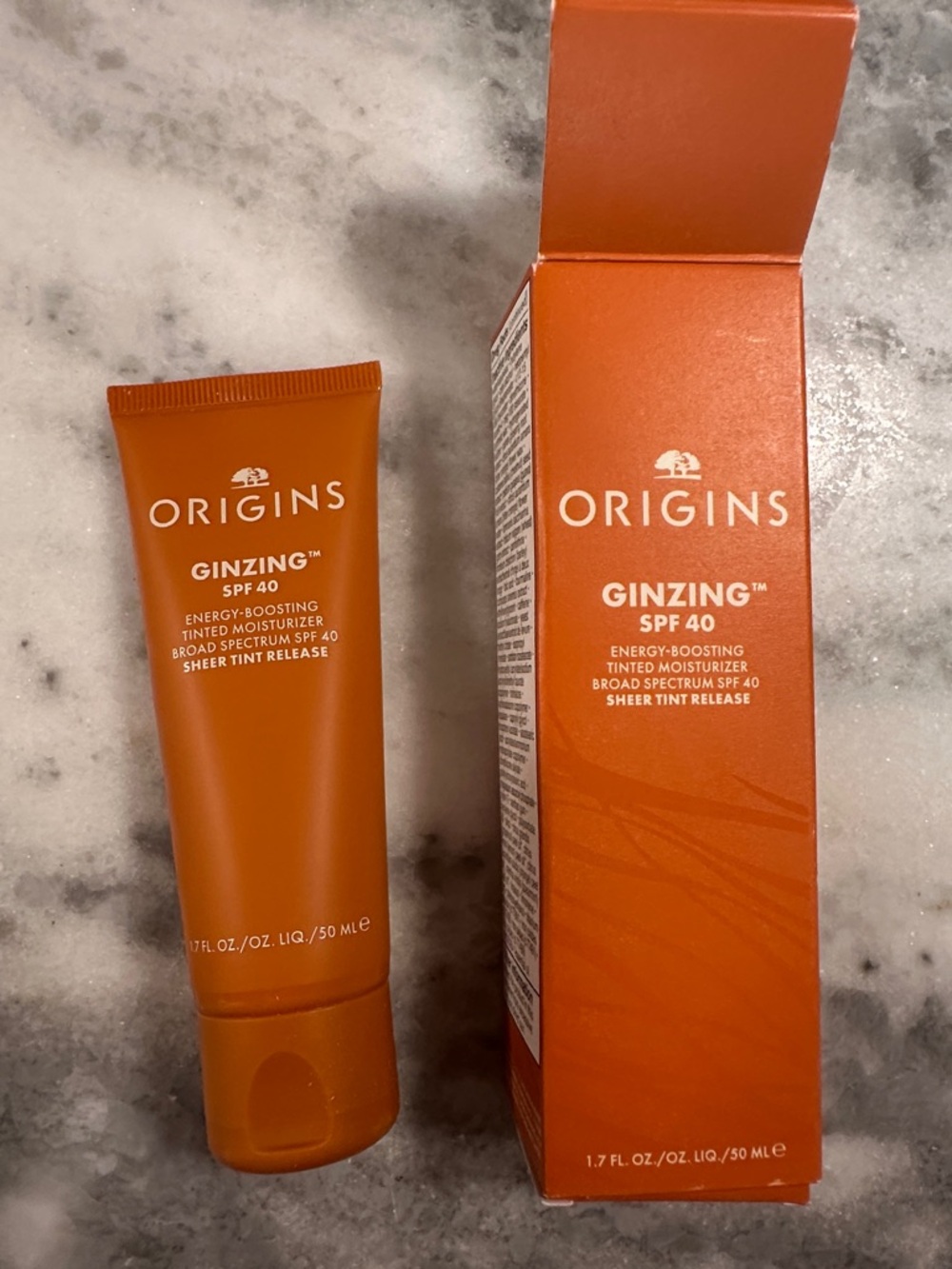 Origins GinZing SPF 40 Tinted Moisturizer - Picture 6 of 6